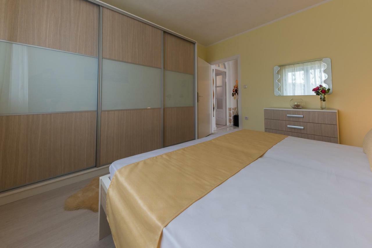 Apartment Danijela II شيبينيك المظهر الخارجي الصورة