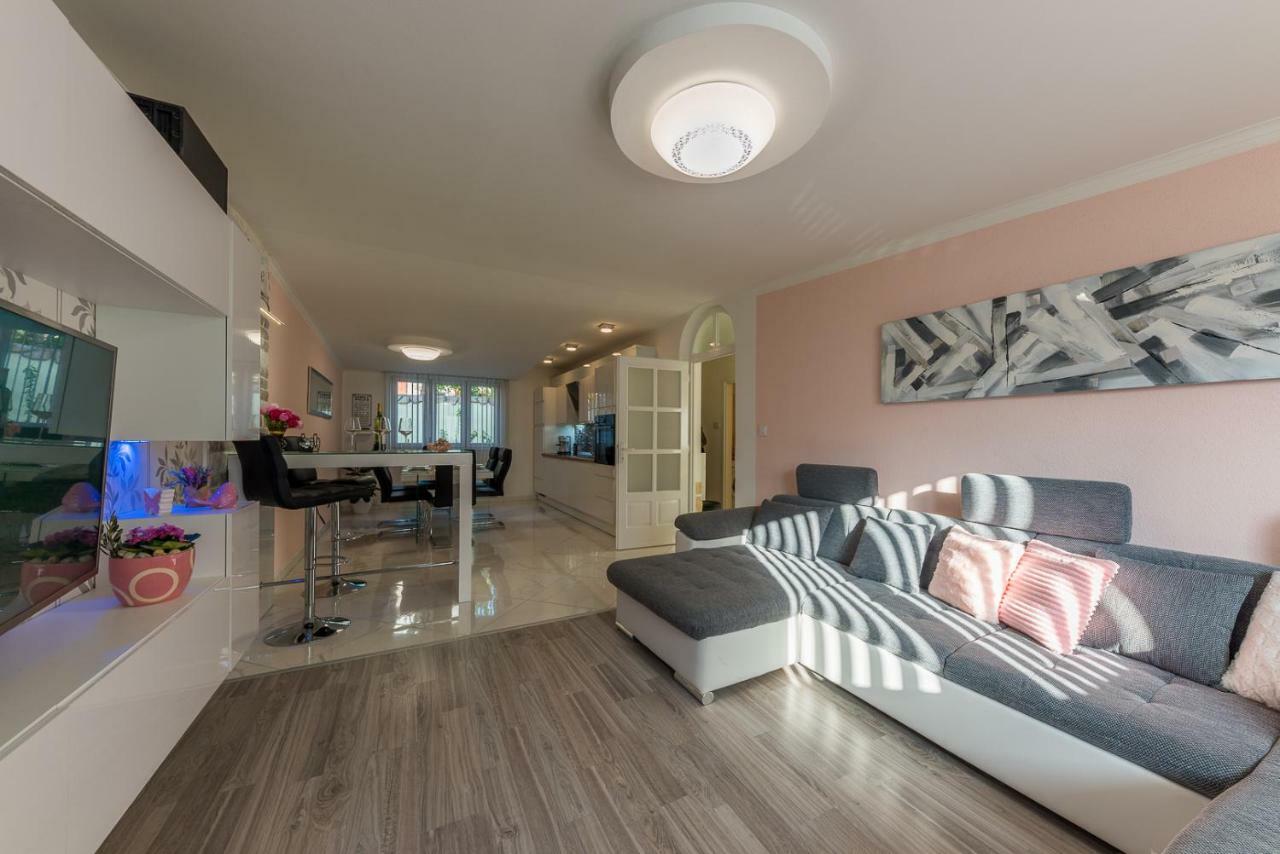 Apartment Danijela II شيبينيك المظهر الخارجي الصورة