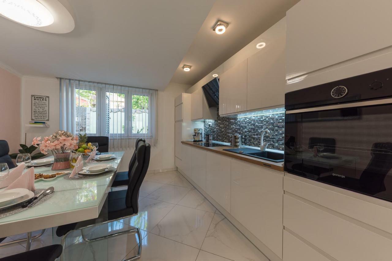 Apartment Danijela II شيبينيك المظهر الخارجي الصورة